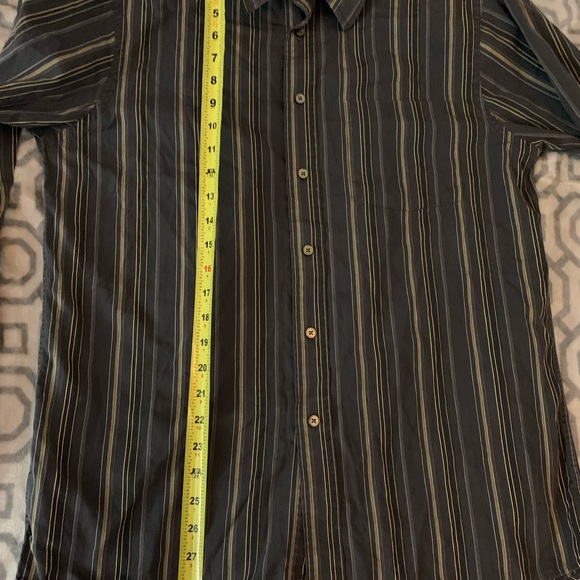 Men’s Express Button Down Top - Picture 6 of 9